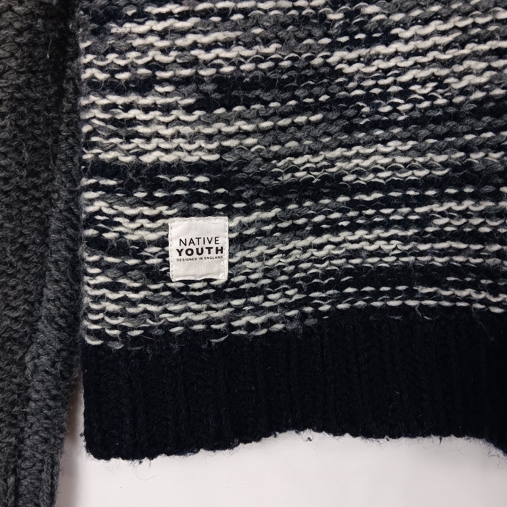 NATIVE YOUTH Polar Knit Sweater Men's Size M Gray Rib Chunky Crew Neck - Picture 4 of 6